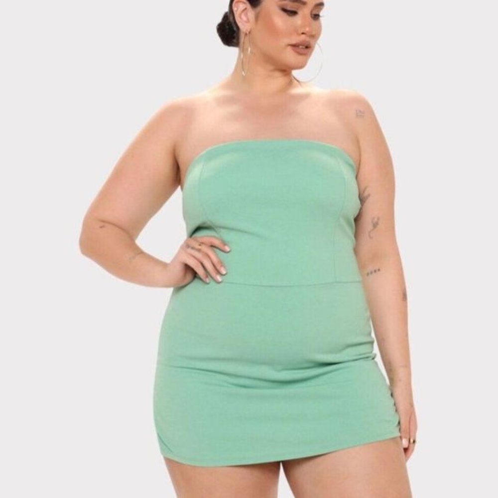 Fashion Nova Bella Tube Romper Sleeveless Skort Shorts Green Plus Sz 3X NWT